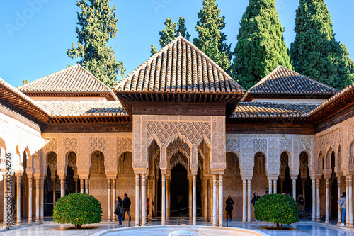 Tableau sur toile Medieval architecture of the Alhambra Palace, Granada, Spain