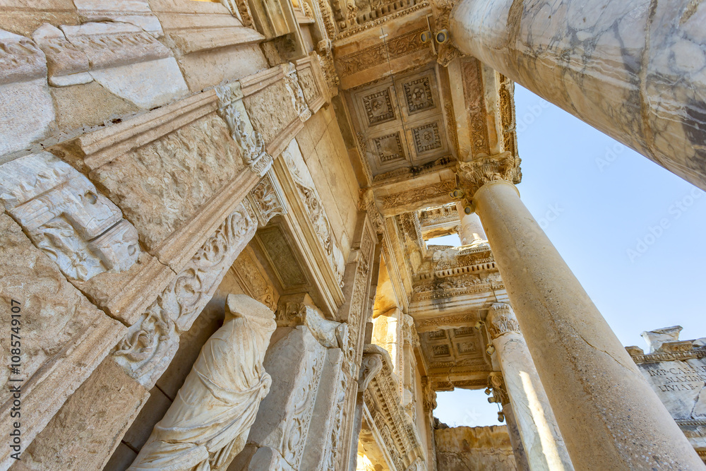 Fototapeta premium Beautiful view of Ephesus, a very important archaeological site in Turkey