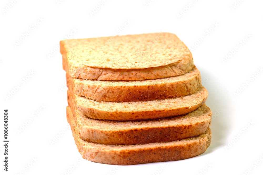 Toastbrot in Scheiben vor weißem Hintergrund Toastbrot in Scheiben vor weißem Hintergrund