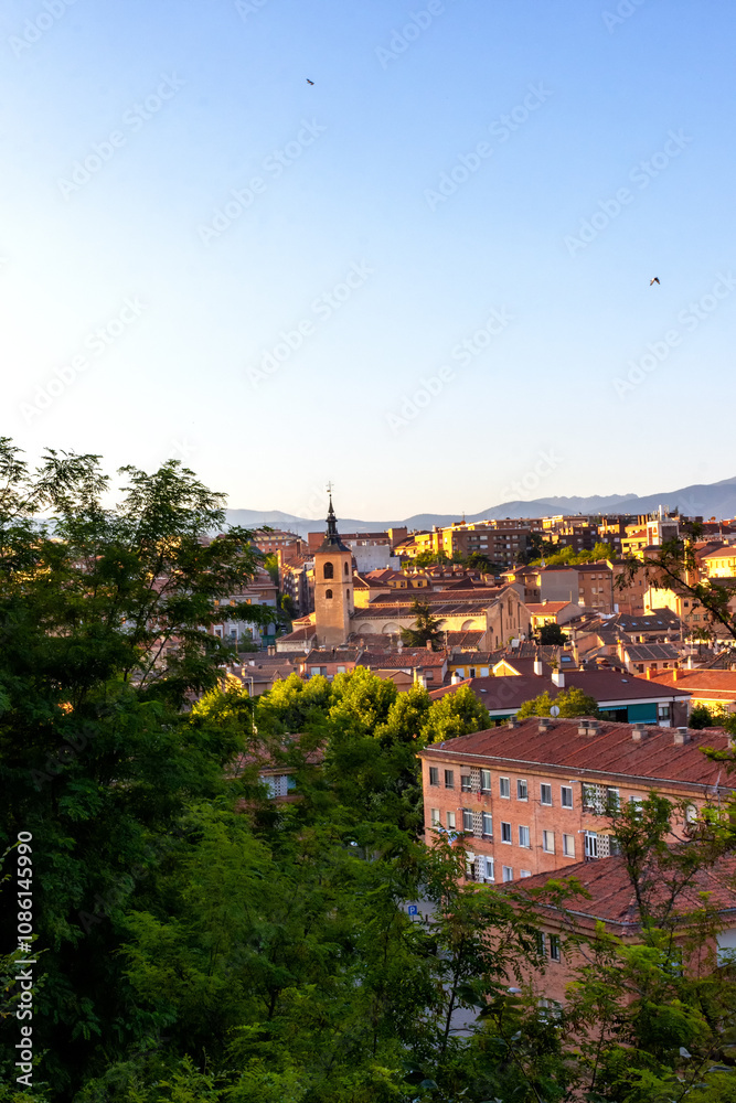 Fototapeta premium Calles de la ciudad de Segovia en Castilla y León, España