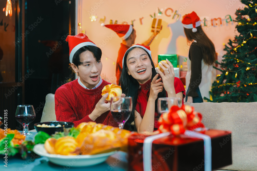 drinks and conversation, celebrating together at Merry Christmas. drinks and conversation, celebrating together at Merry Christmas.