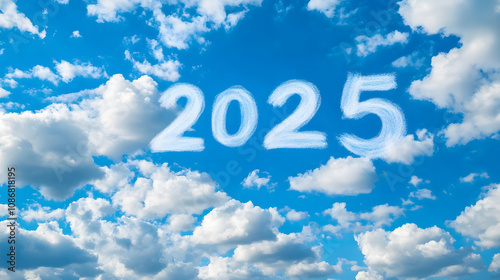 明るい青空に浮かぶ「2025」文字