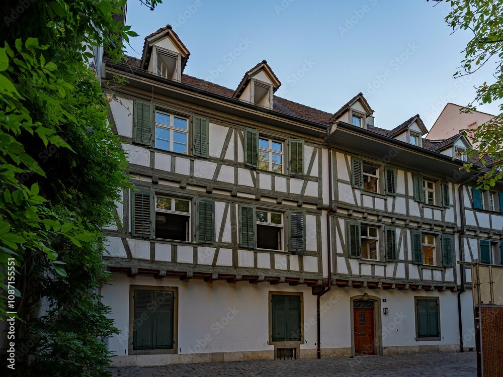 Fachwerkhaus in der Altstadt von Basel in der Schweiz