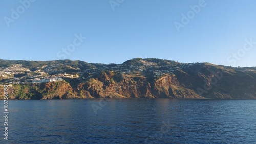 natureza, ar livre, paisagem, montanha, verde, azul, céu, nuvens, mar, oceano, onda, floresta, árvores, água, paz, paraíso, relaxamento, viagem, portugal, madeira, ilha da madeira