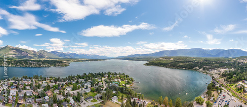 Fotografie Aerial view of Invermere town along the lake, British Columbia - Canada