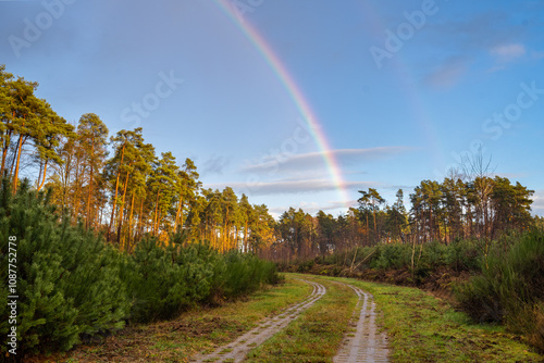 tęcza na niebie © Marek