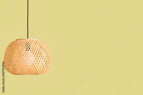 Woven bamboo pendant lamp w...