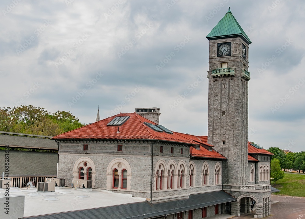 Fototapeta premium The Historic Mount Royal Train Station on a Spring Afternoon, Baltimore MD USA