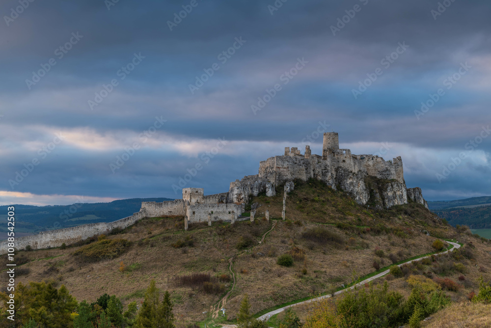 Exploring the Iconic Spis Castle, Slovakia’s Medieval Architectural Gem Exploring the Iconic Spis Castle, Slovakia’s Medieval Architectural Gem
