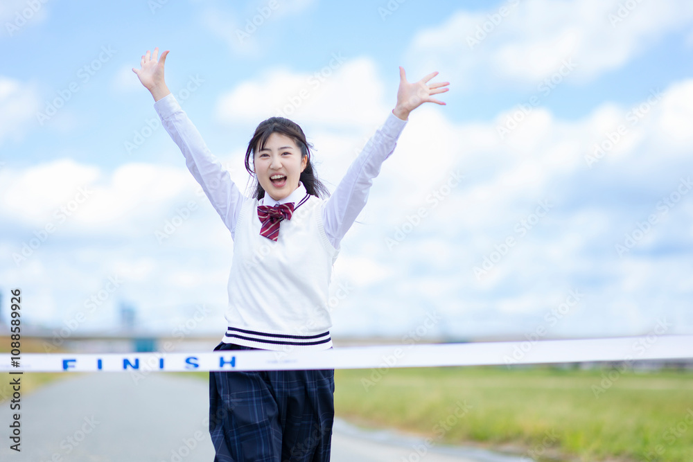 ゴールする高校生