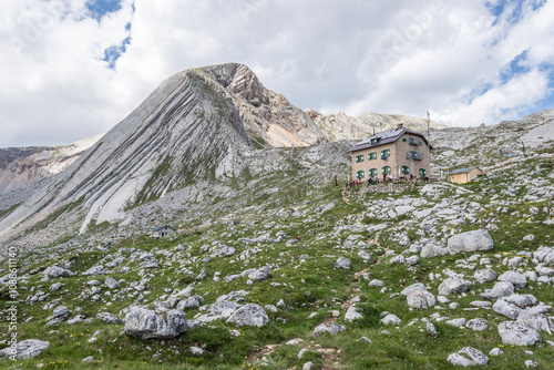 Rifugio Biella nelle dolomiti italiane.