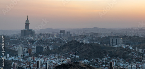 Fototapeta Naklejka Na Ścianę i Meble -  Panoramic view of Holy city of Makkah in Saudi Arabia at sunset time