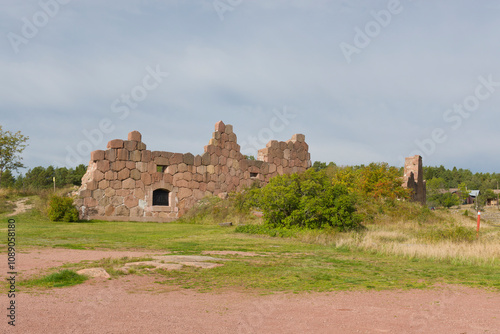 Die Ruinen von Bomarsund auf den Åland-Inseln photo