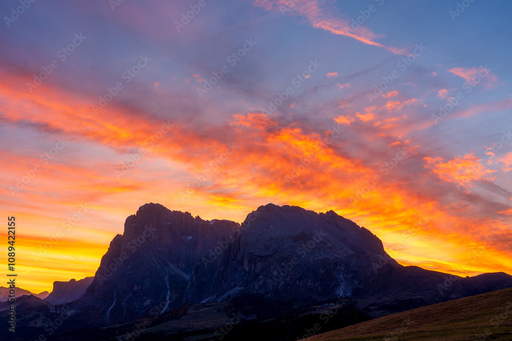 Fototapeta premium Sunrise in the Dolomites, Italy.