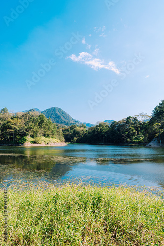 embalse yure photo