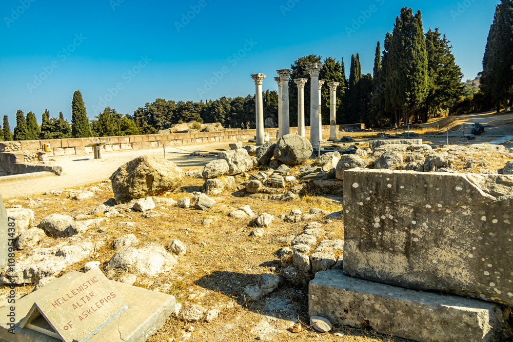 Ausflug zu den alten Ruinen von Asklepieion auf der Sonneninsel Kos, in der einst Hippokrates praktiziert - Griechenland