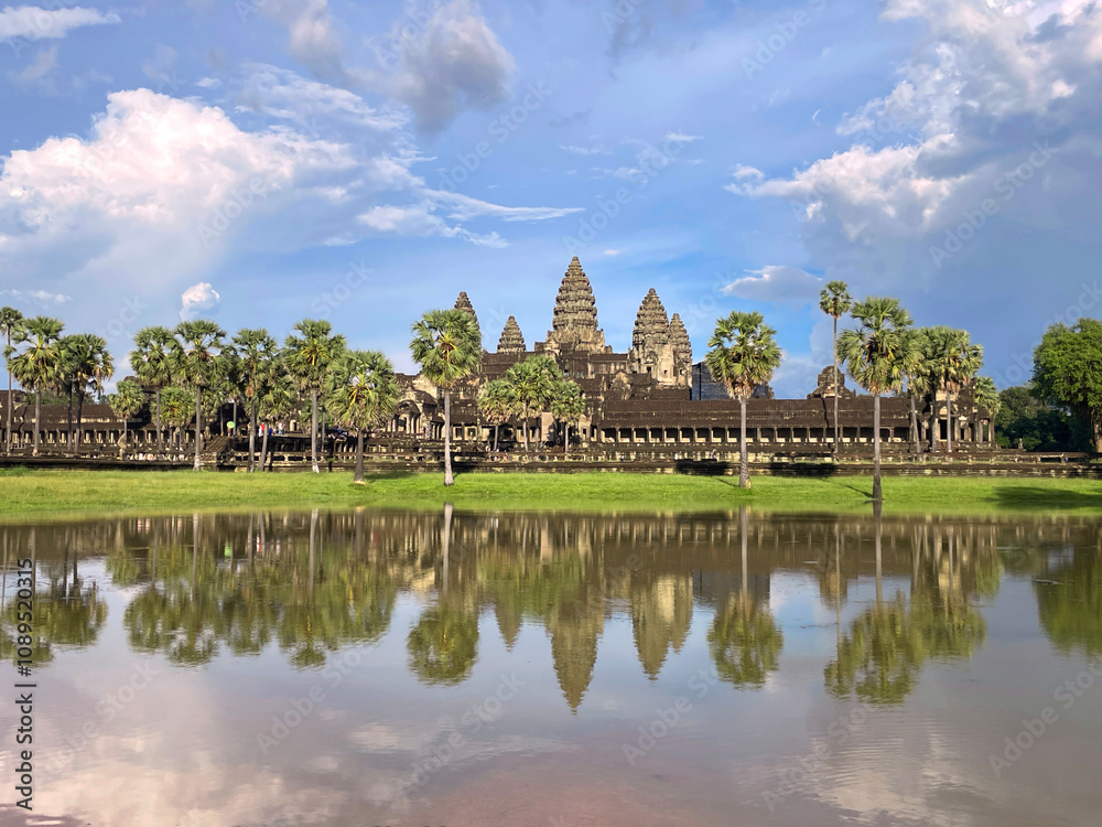Fototapeta premium Angkor Wat in Siem Reap, Cambodia.