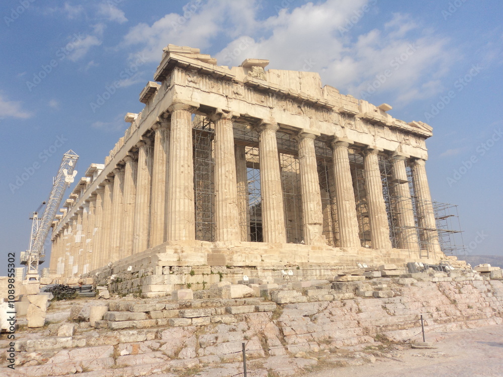 Obraz premium sun day at acropolis