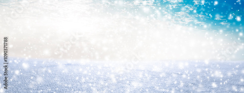 Hintergrund mit Schnee und Schneeflocken