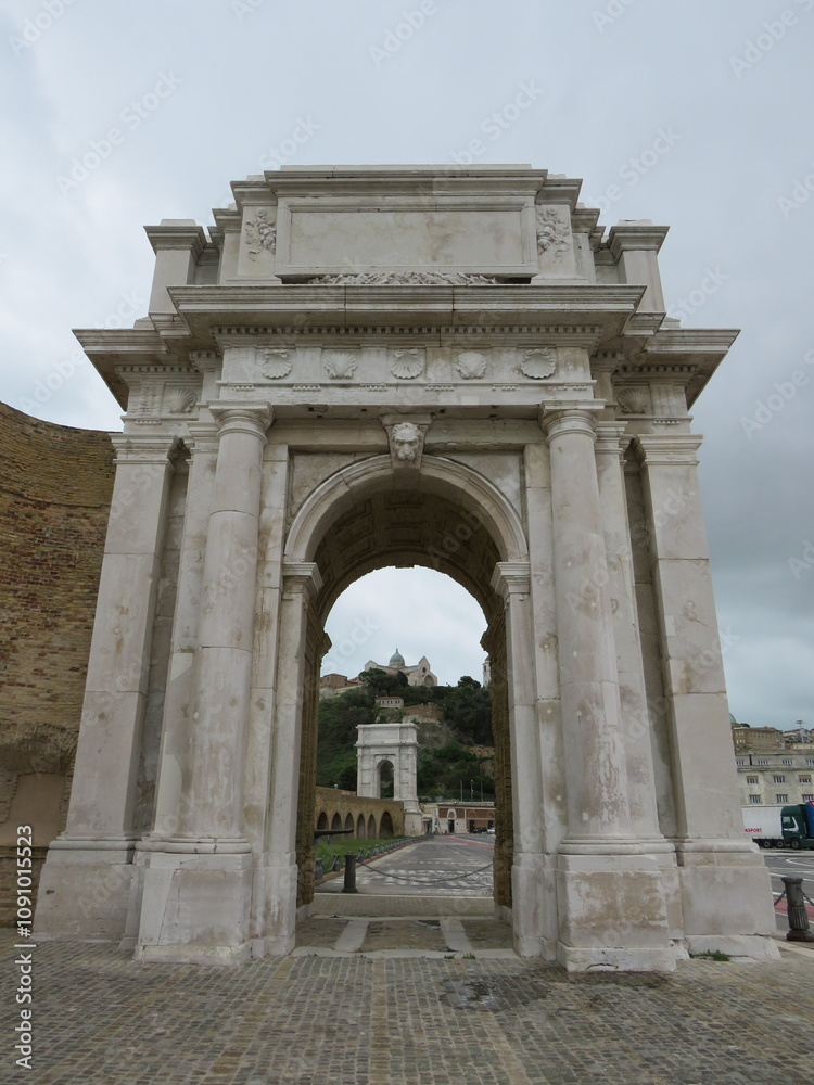 Obraz premium Arco Clementino, Ancona, Marche, Italia