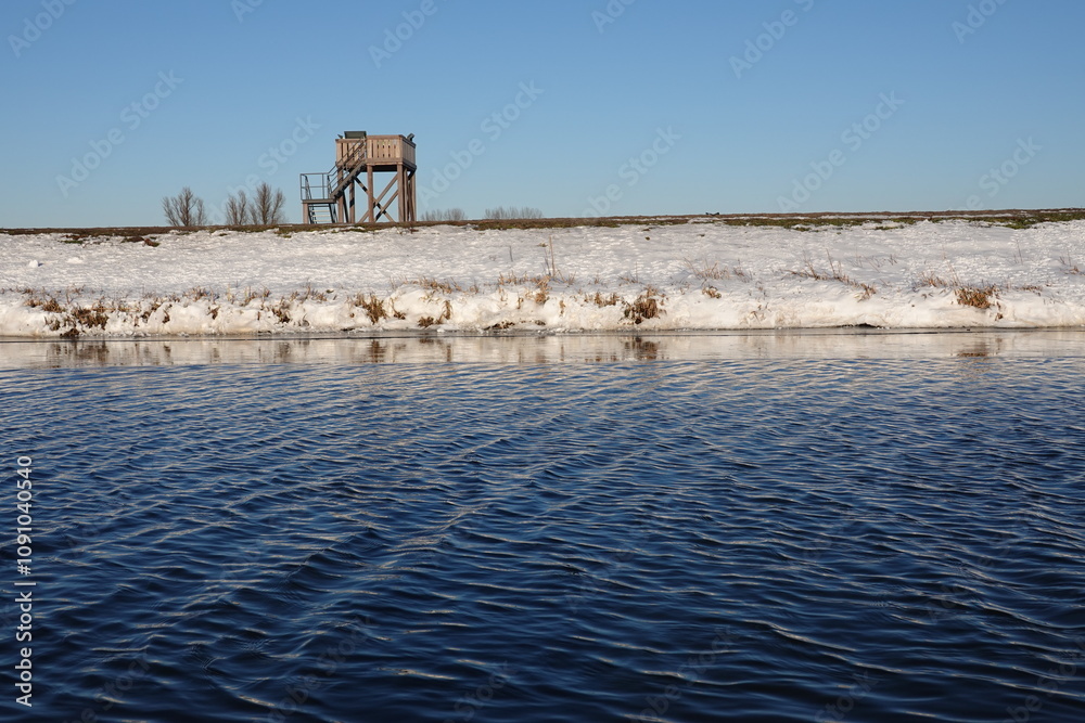 Fototapeta premium frozen river