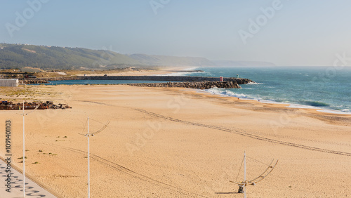 Obraz na płótnie Aerial view of the city of Nazare, Portugal and the Praia, Portugal w salonie