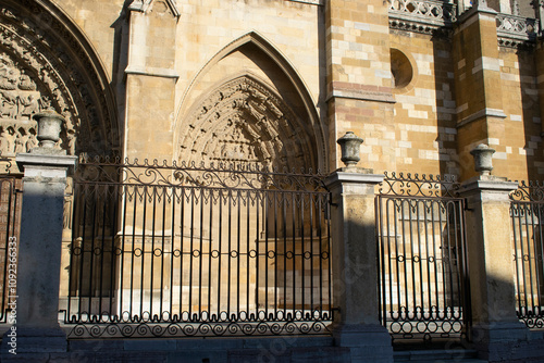 Catedral gótica de León situada en España. photo