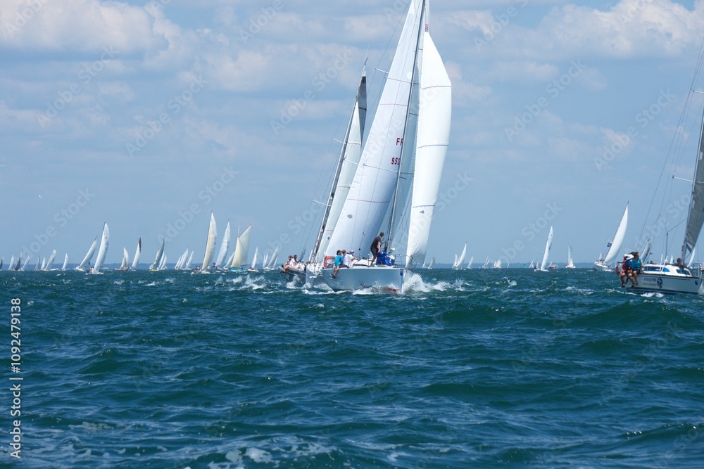 Fototapeta premium 18 Heures d'Arcachon Régate de Voiliers Bateaux à voile