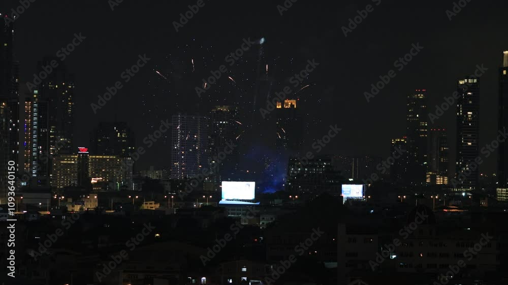 Blurred video background of fireworks or fireworks arranged according to the event or New Year festival, various Christmas events, let tourists watch the beauty of light and sound at night. Blurred video background of fireworks or fireworks arranged according to the event or New Year festival, various Christmas events, let tourists watch the beauty of light and sound at night.