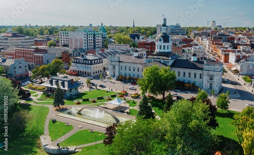 Tableau sur toile Confederation Park and the Kingston City Hall in downtown Kingston, Ontario, Canada