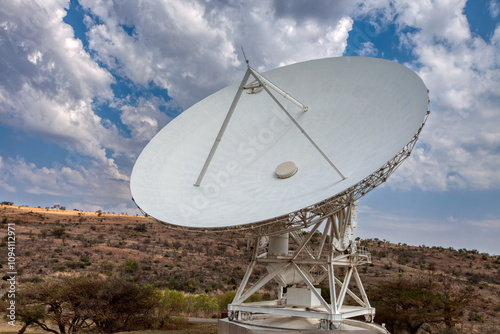 Fototapeta Naklejka Na Ścianę i Meble -  giant satellite antenna telecommunications band c, in top of the mountain hill