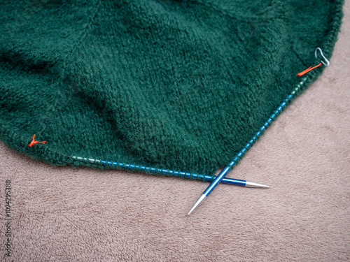 Knitting from above on circular needles has great advantages. The biggest relief is that there is no need to laboriously sew the model together