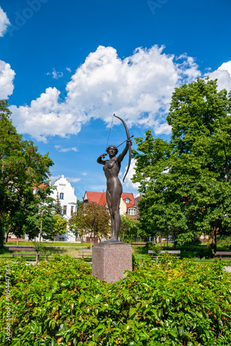Obraz na płótnie Archer, sculpture in the park of Jan Kochanowski. Bydgoszcz, Kuyavian-Pomeranian Voivodeship, Poland
w salonie