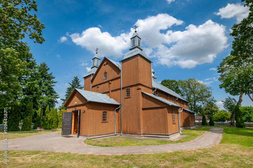 Obraz premium Wooden Church of St. Stanislaus in Lekowo, Masovian Voivodeship, Poland