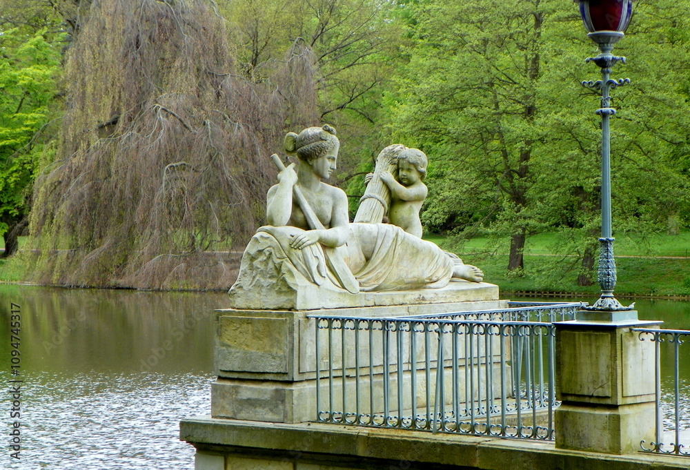 Fototapeta premium Poland, Warsaw, Łazienki Park (Royal Baths Park), Palace on the Isle, allegory of the Visla river