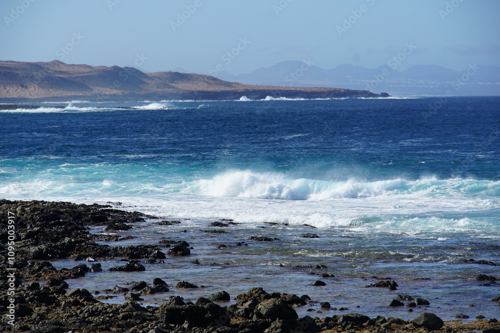 Waves, atlantic ocean, playa viva, la graciosa, lanzarote, canary islands, mountains, volcanoes, landscape, beatiful world, volcanic rocks, black rocks, rough sea
