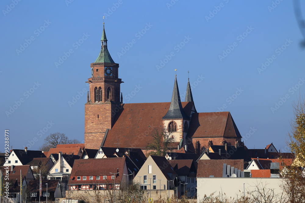 Katholische Stadtkirche St. Peter und Paul in Weil der Stadt Katholische Stadtkirche St. Peter und Paul in Weil der Stadt