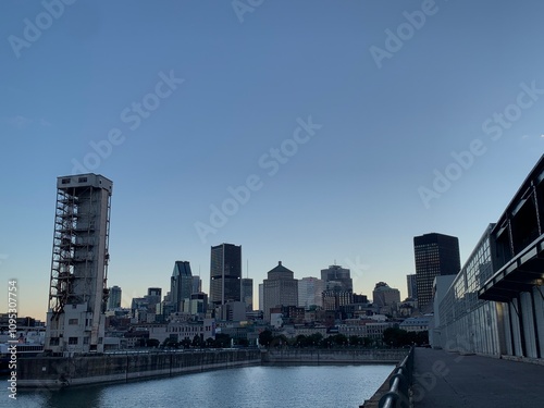 montreal skyline
