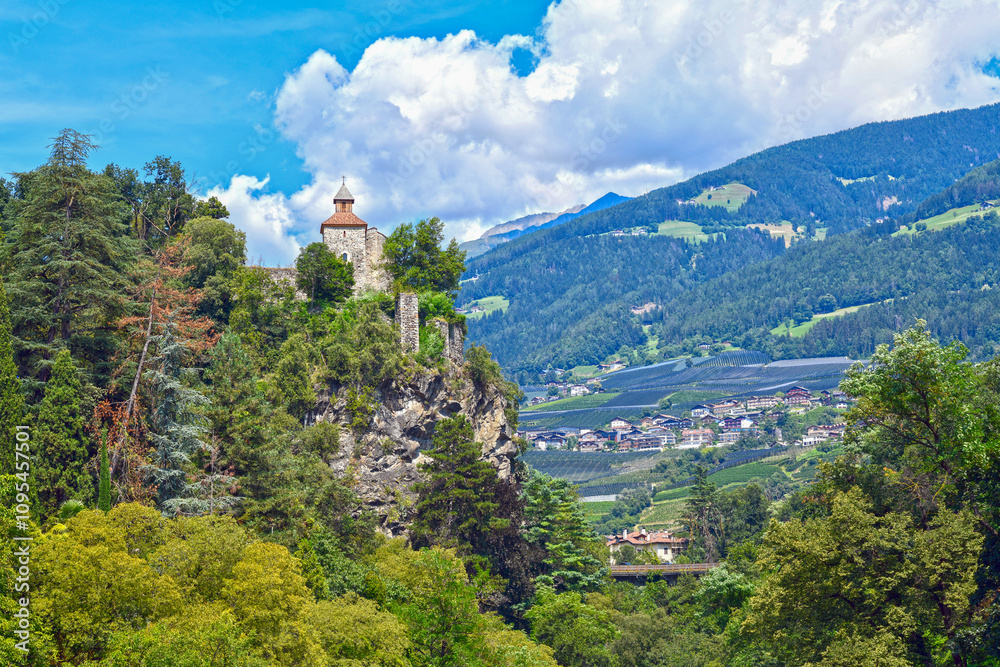 Fototapeta premium Fluss Passer in Meran - Südtirol