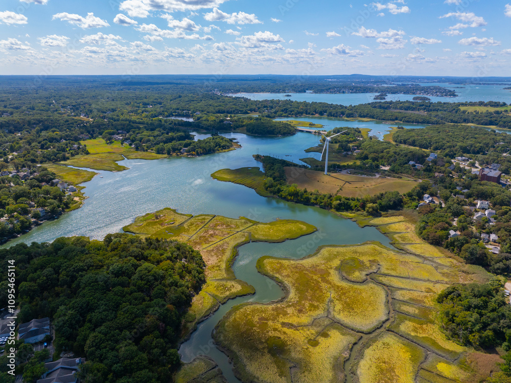 Obraz premium Weir River is a short estuary to Hingham Bay between Hull and Hingham, Massachusetts MA, USA. 