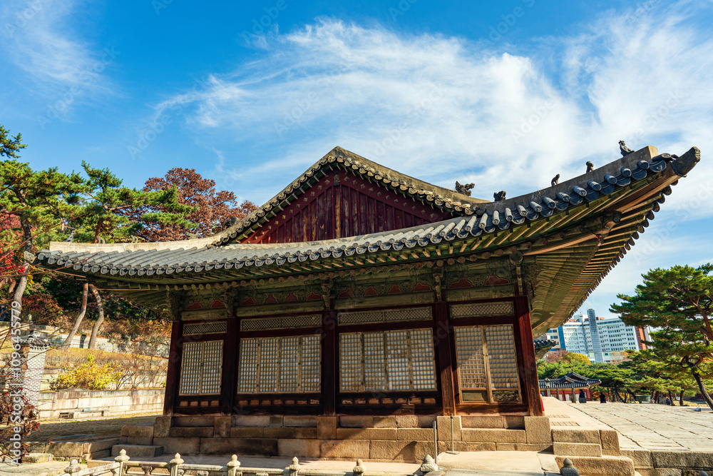 가을 창경궁의 통명전, 종로구. 서울, 대한민국 가을 창경궁의 통명전, 종로구. 서울, 대한민국