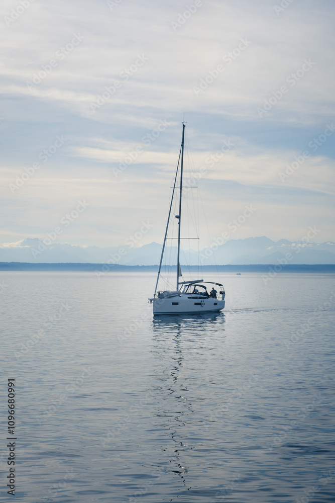 Boat coming to dock in Seattle Boat coming to dock in Seattle