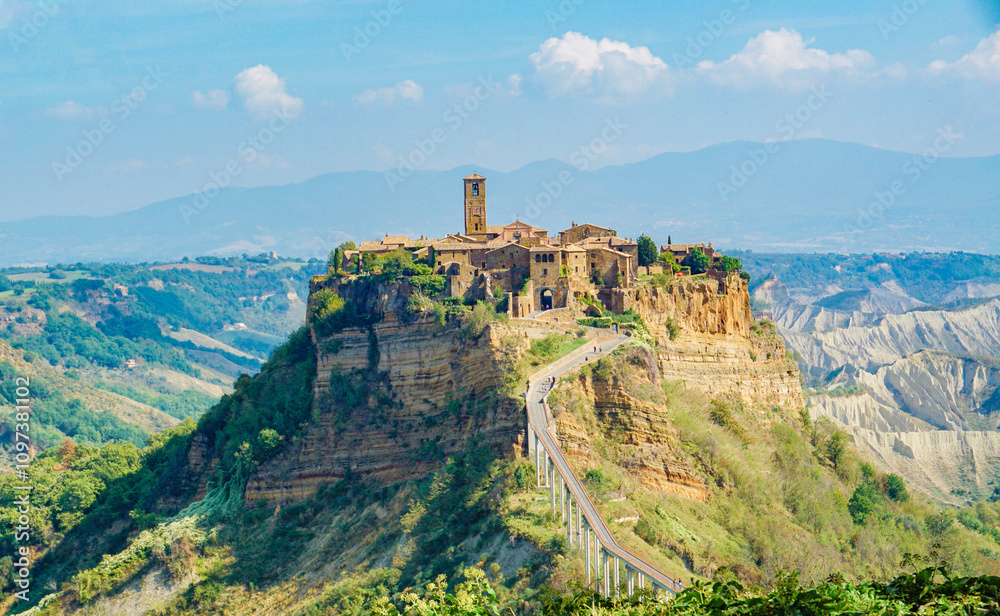 Obraz premium Civita di Bagnoregio, Italy's 