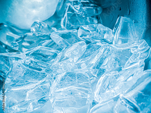 icecubes background,icecubes texture,icecubes wallpaper,ice helps to feel refreshed and cool water from the icecubes helps the water refresh your life and feel good.ice drinks for refreshment business