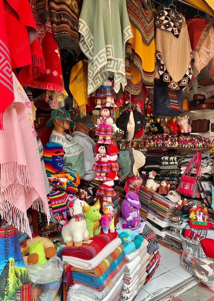 Fototapeta premium Coloful Peruvian Handicrafts