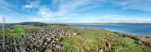 Luftbild von der Gemeinde Horn auf der Halbinsel Höri mit der Kirche St. Johann und Vitus photo