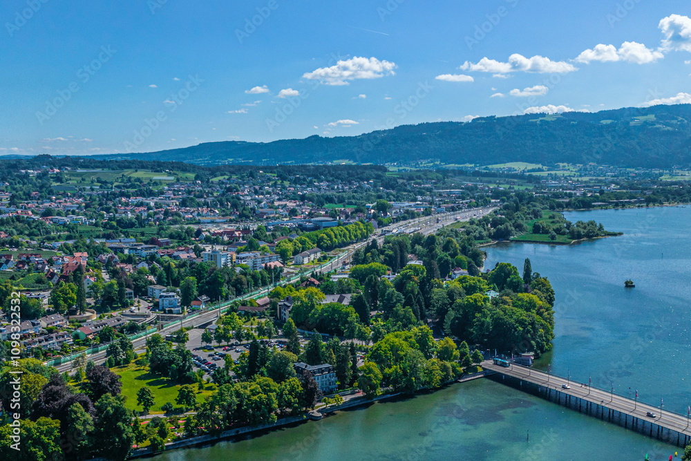 Fototapeta premium Sommer am bayerischen Bodensee rund um Lindau-Insel