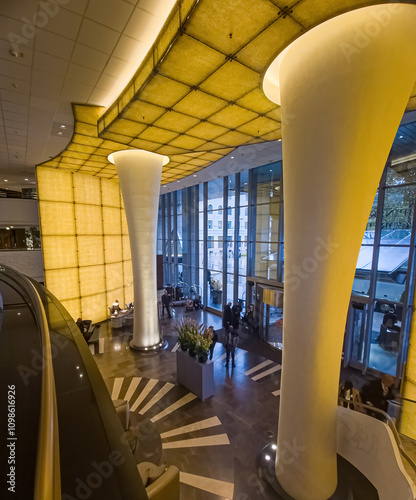 Photography Vertical photo of the entrance hall of Kempinsky Hotel in Budapest, Hungary