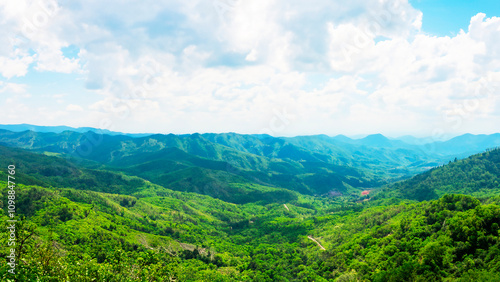 Wallpaper Mural Serenity in Nature: Stunning Scenic Views Torontodigital.ca