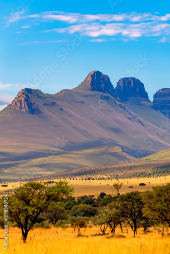 Wallpaper Mural Serenity in Nature: Stunning Scenic Views Torontodigital.ca